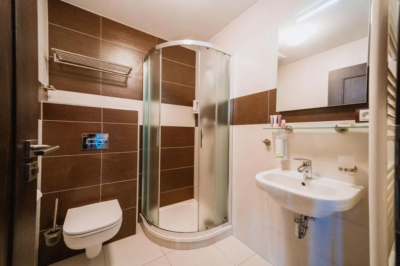 Affittacamere Hotel Hubertus Karlovy Vary